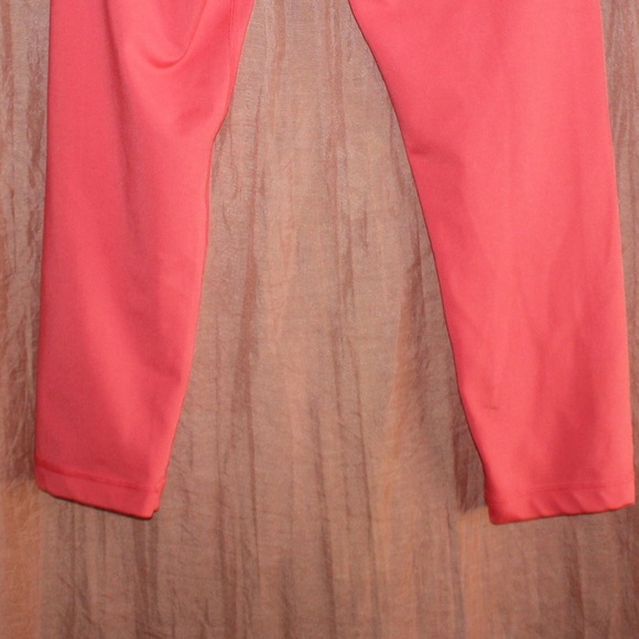 90 Degree by Reflex Crop Leggings 🌵 - Picture 6 of 10